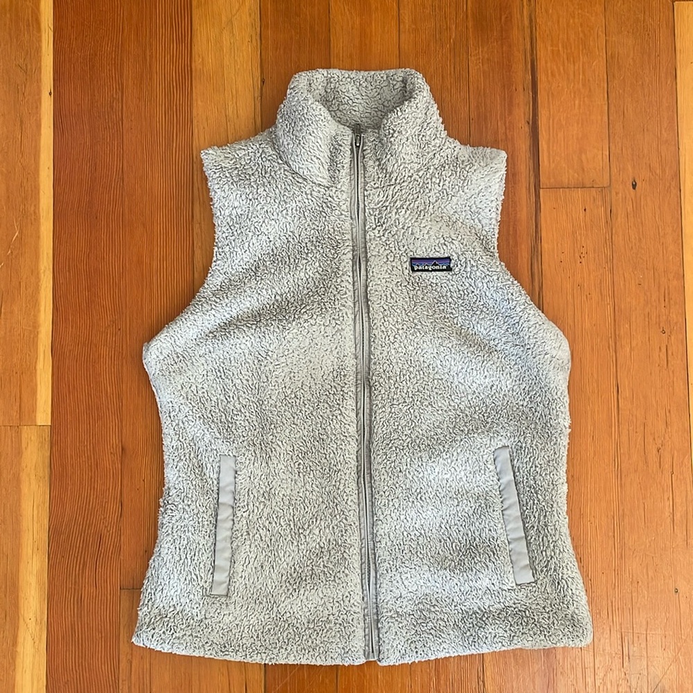 Women’s large, Patagonia vest. Gray.